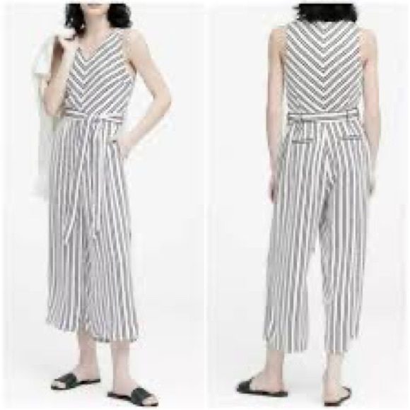 Banana Republic Pants - Banana Republic cropped v neck striped wide leg jumpsuit romper career work